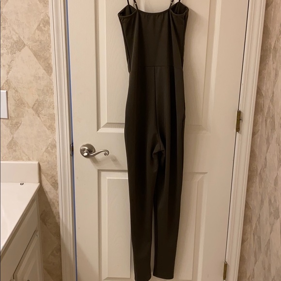 Heart neckline jumpsuit - Picture 5 of 5